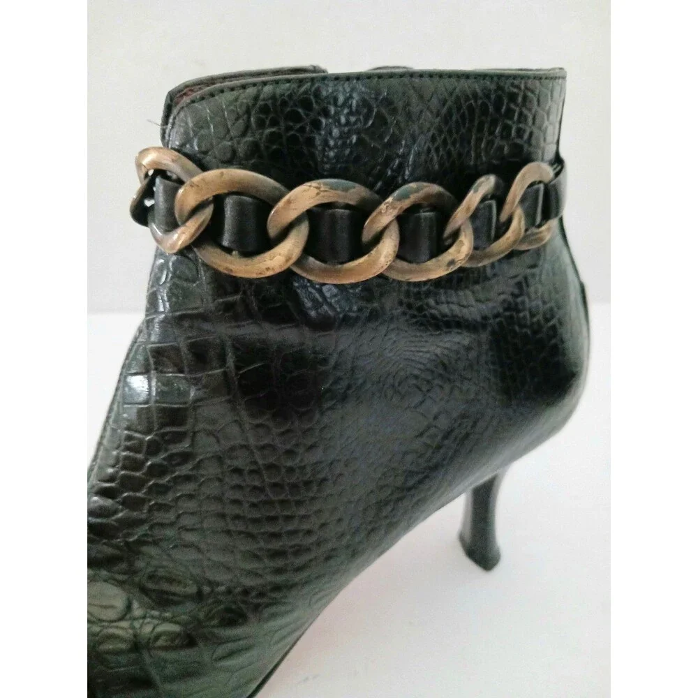 Donald Pliner Blk Croc Embossed Leather Heeled Ankle Boots Chain Trim Italy 6.5M